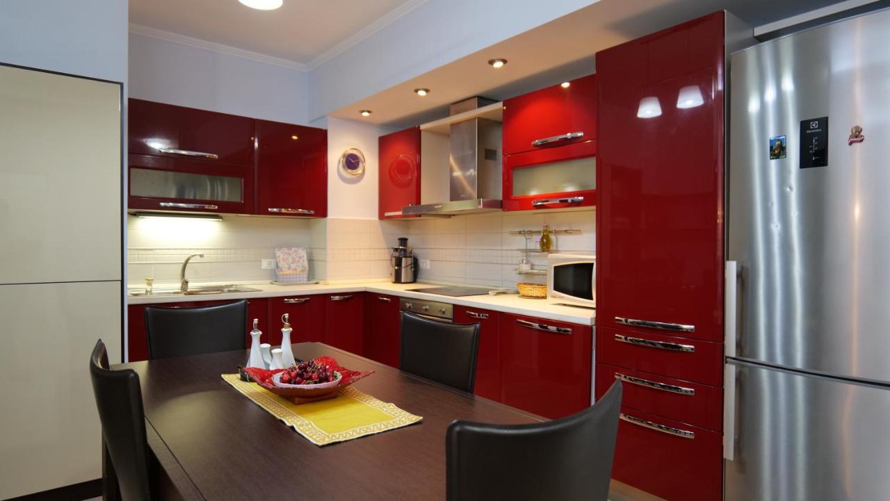 Top Location Kristi Apartments 05 Tiranë Eksteriør bilde