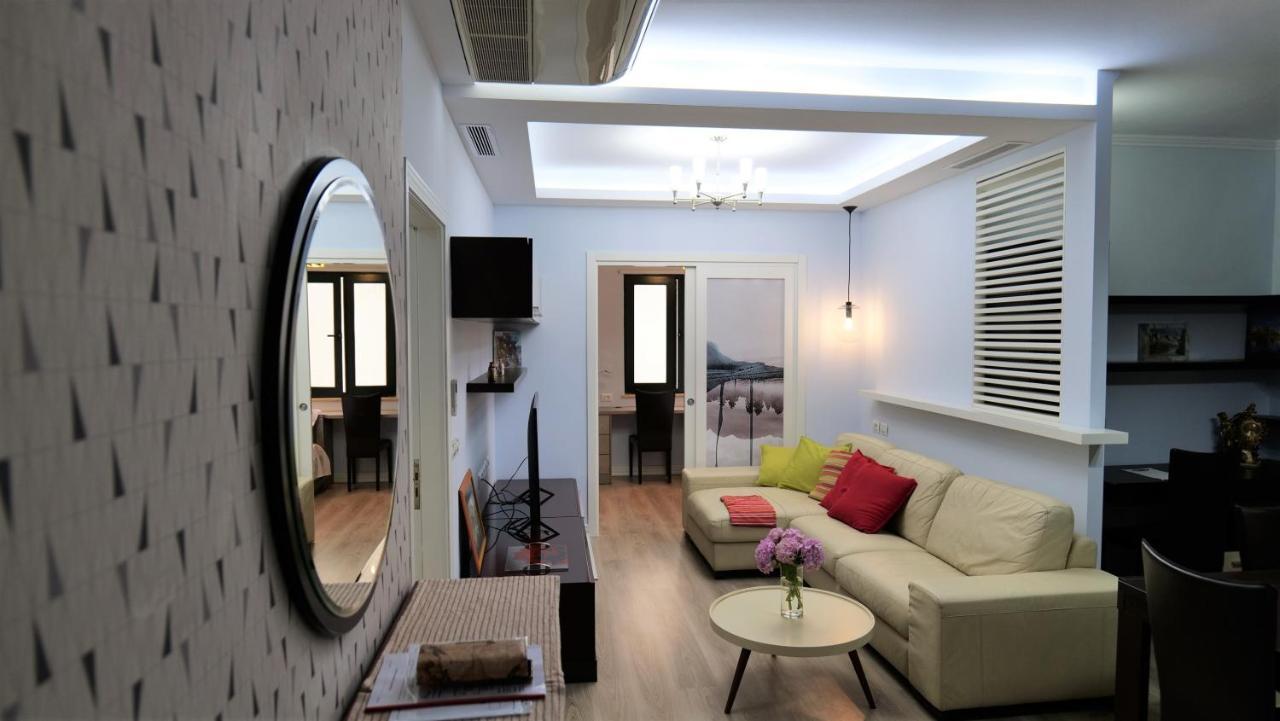 Top Location Kristi Apartments 05 Tiranë Eksteriør bilde
