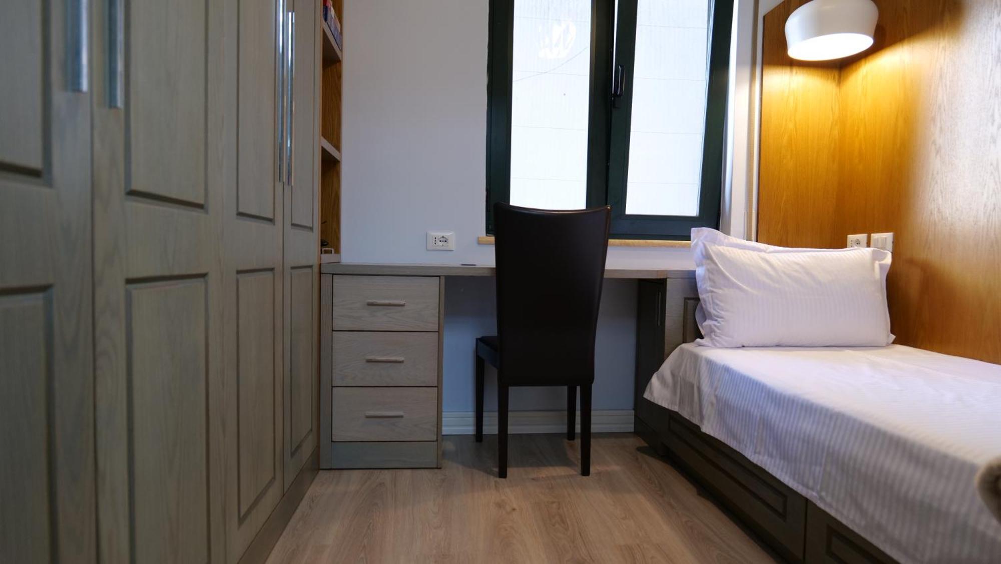 Top Location Kristi Apartments 05 Tiranë Eksteriør bilde