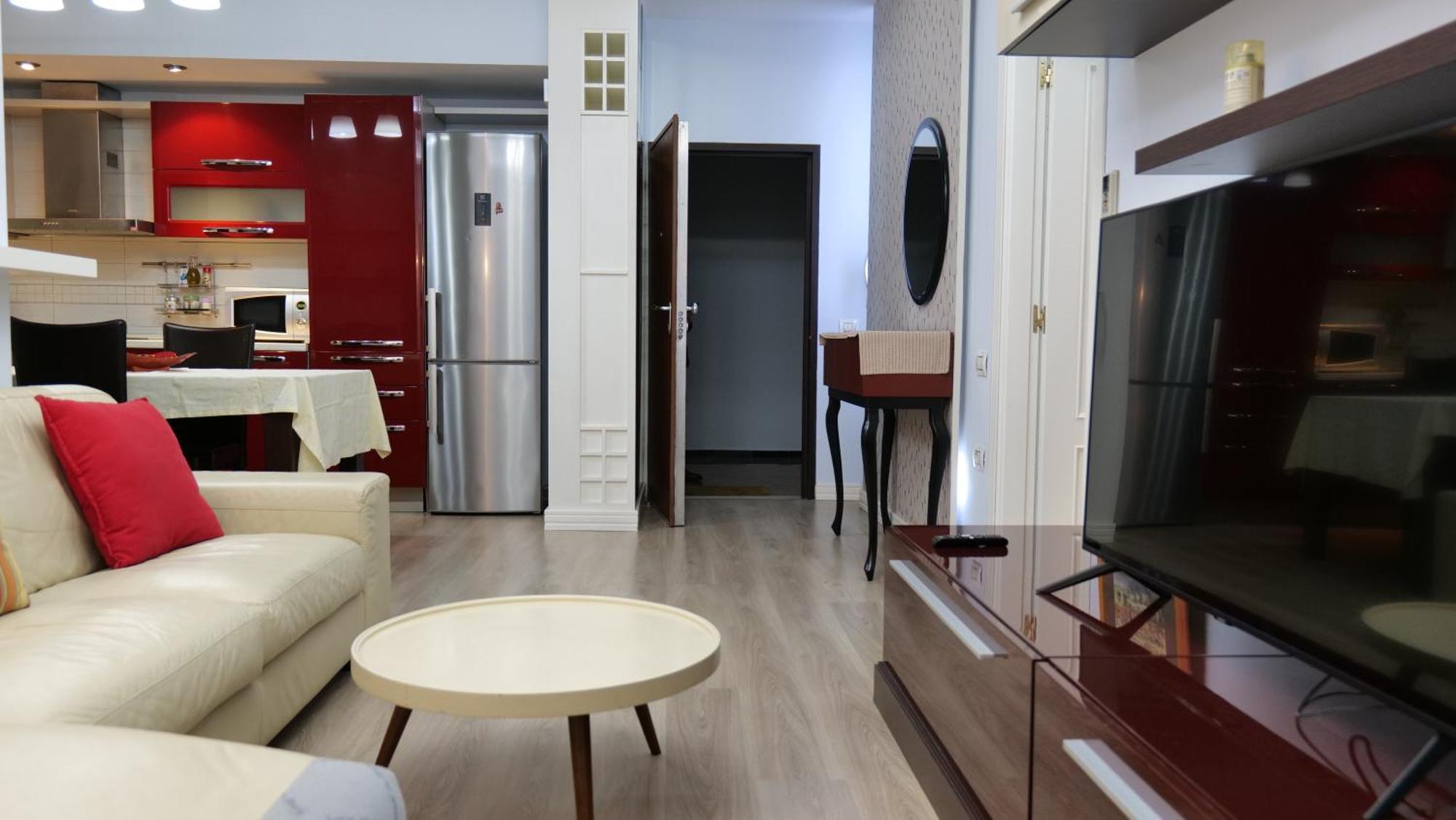 Top Location Kristi Apartments 05 Tiranë Eksteriør bilde